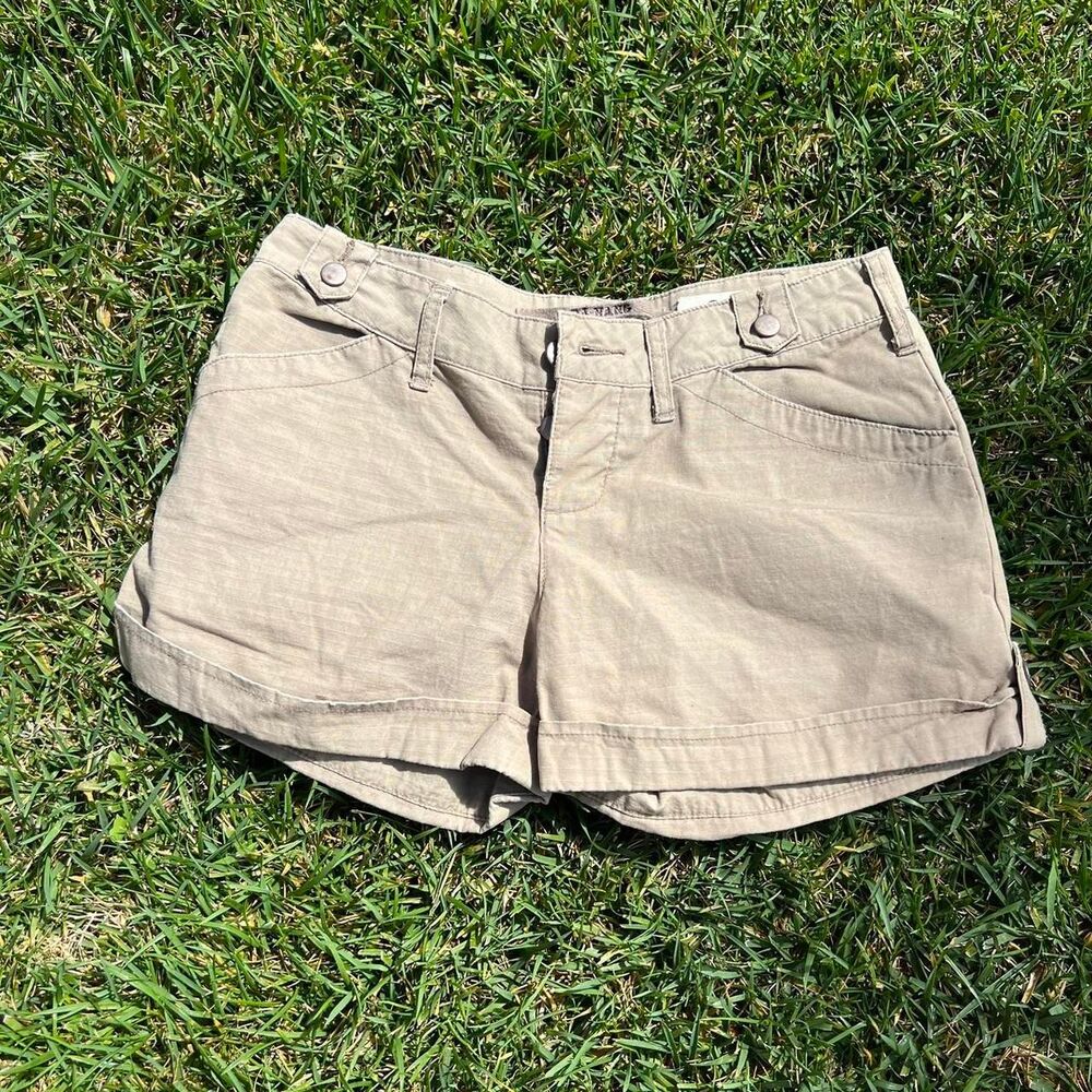 Da Nang y2k shorts tan Women’s size S Small